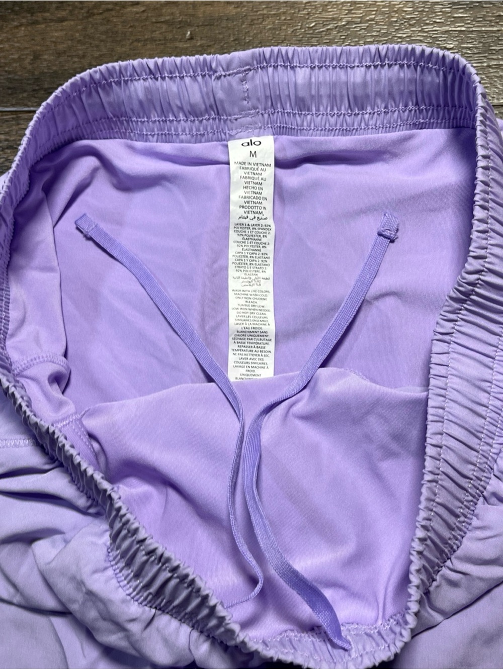 Alo Yoga Stride Shorts Womens Medium Purple Lined Athletic Running Elastic Waist - Picture 3 of 11